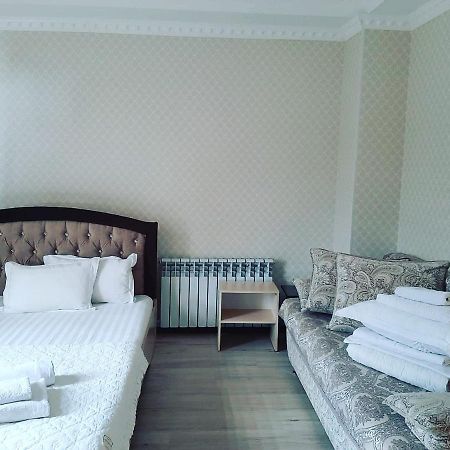 Keruen Hotel Taraz Luaran gambar