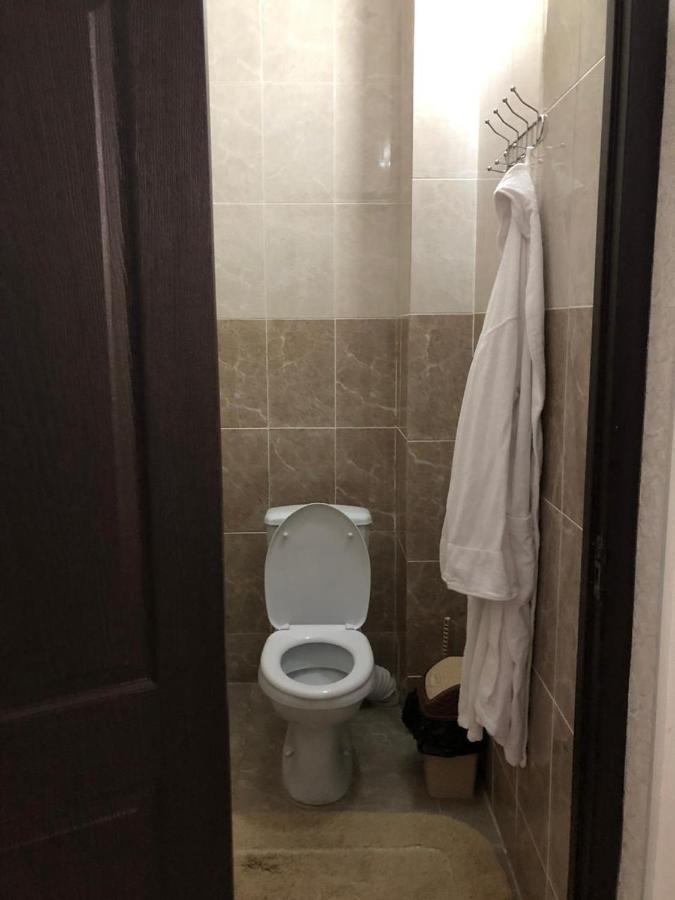 Keruen Hotel Taraz Luaran gambar