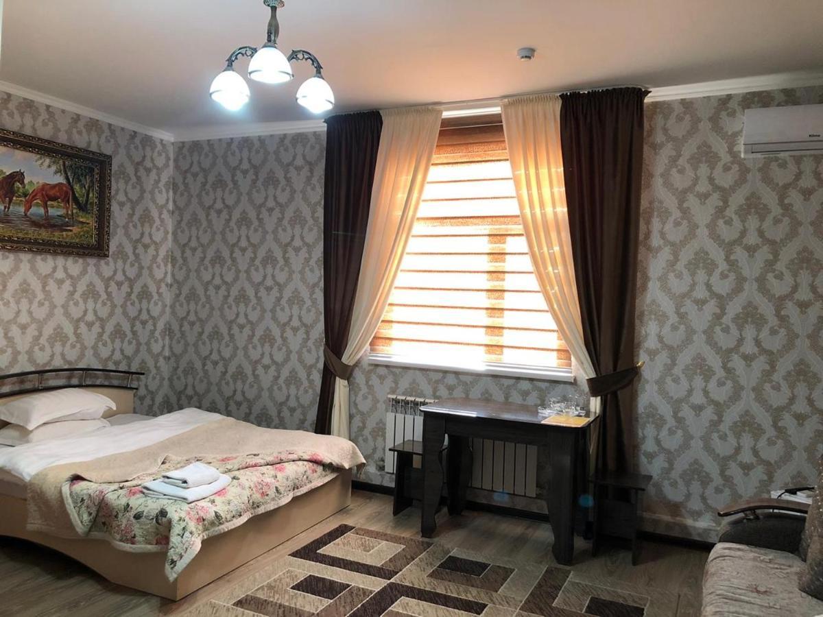 Keruen Hotel Taraz Luaran gambar