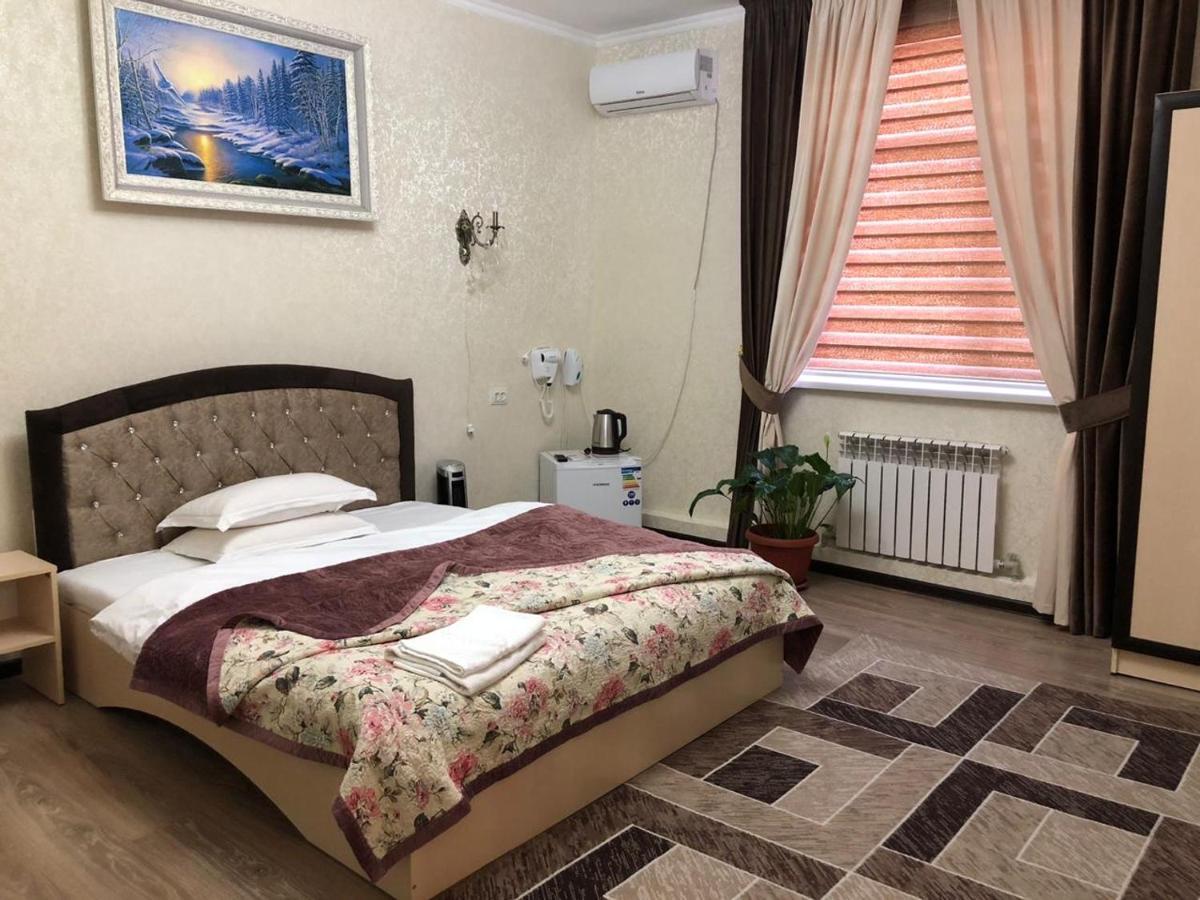 Keruen Hotel Taraz Luaran gambar